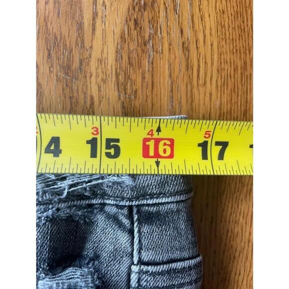 Women's VERVET Black Distressed Skinny Jeans - Size 30 Bin B - Picture 6 of 9